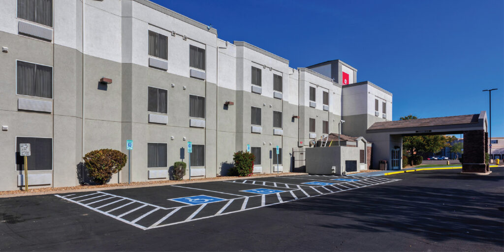 Finding the Best Hotels in Mesa AZ: A Look at the SureStay Plus by Best Western
